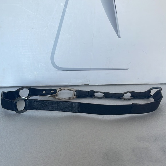 Mod Dep 7832 Women’s Black Leather silver Buckle Belt 32” - Picture 4 of 7